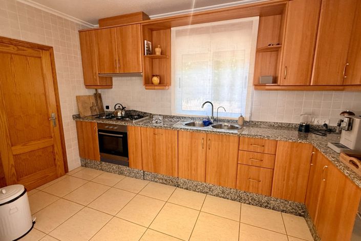 Image No.32-5 Bed Villa for sale