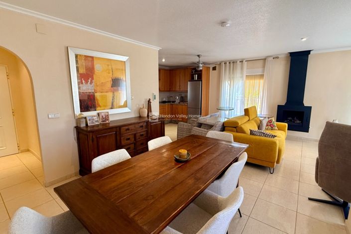 Image No.37-5 Bed Villa for sale