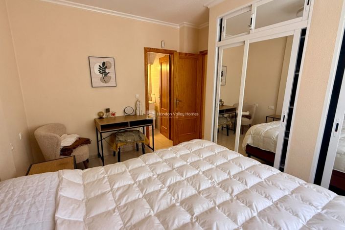 Image No.41-5 Bed Villa for sale