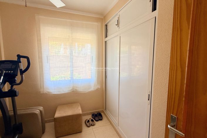 Image No.46-5 Bed Villa for sale