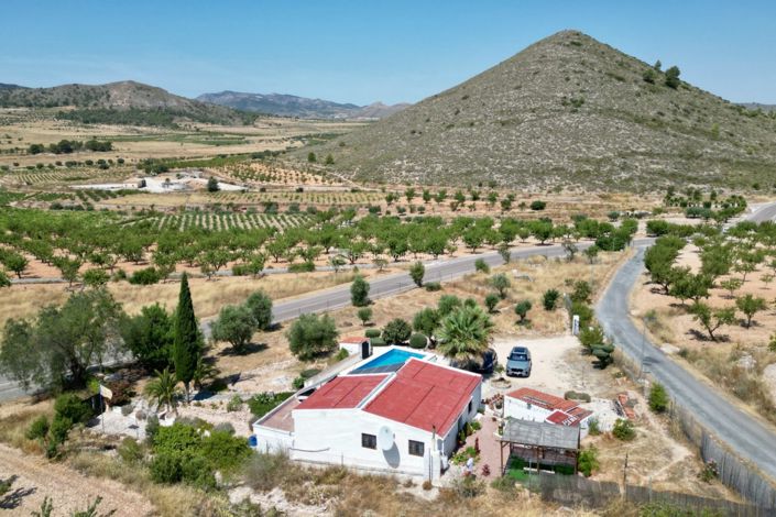 Image No.16-3 Bed Property for sale