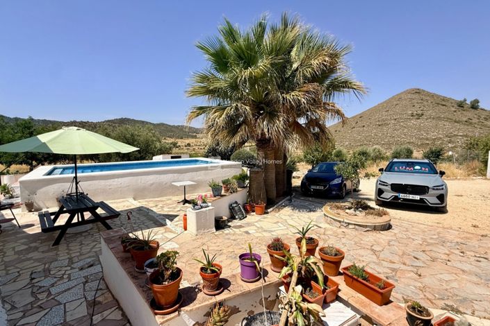 Image No.31-3 Bed Property for sale