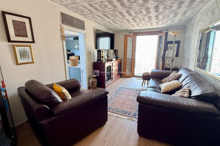 Image No.49-3 Bed Property for sale