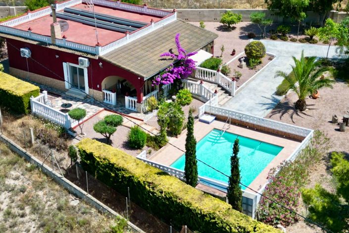 Image No.12-4 Bed Property for sale