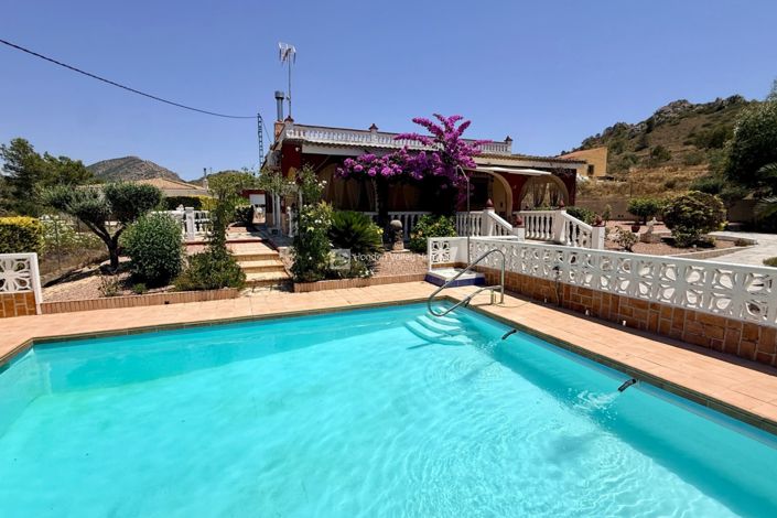 Image No.14-4 Bed Property for sale