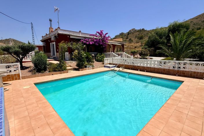 Image No.3-4 Bed Property for sale
