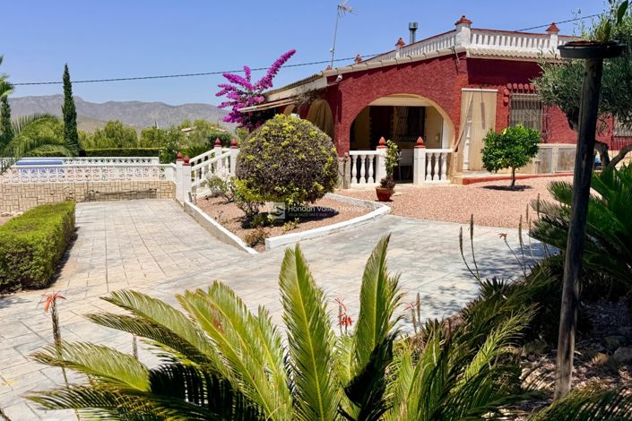 Image No.23-4 Bed Property for sale