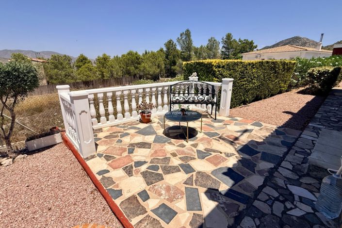 Image No.28-4 Bed Property for sale
