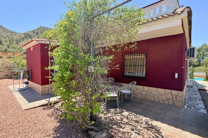 Image No.30-4 Bed Property for sale