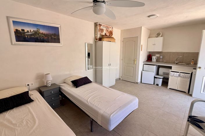 Image No.35-4 Bed Property for sale