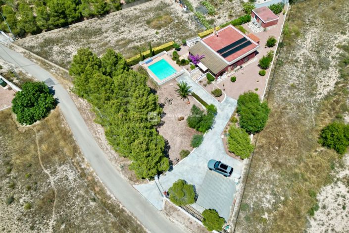 Image No.8-4 Bed Property for sale