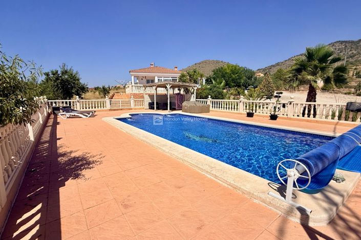 Image No.18-4 Bed Villa for sale