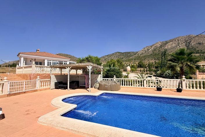 Image No.21-4 Bed Villa for sale