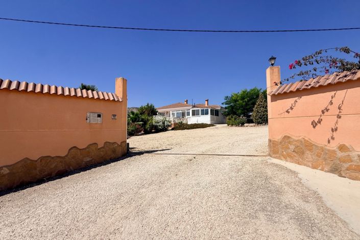 Image No.29-4 Bed Villa for sale
