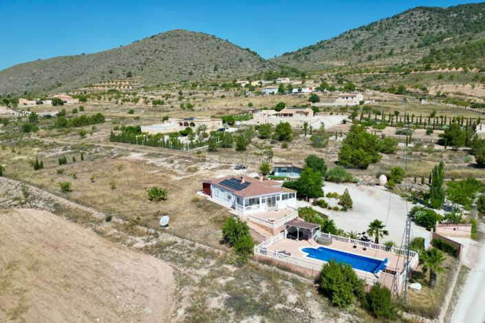 Image No.6-4 Bed Villa for sale