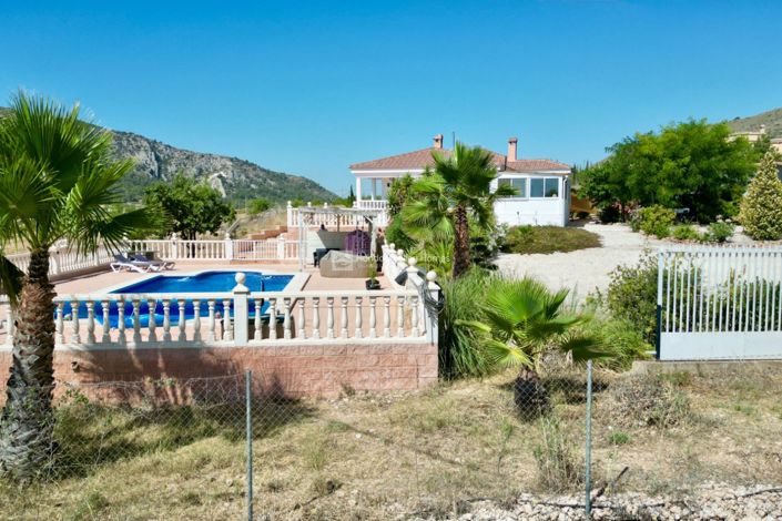 Image No.8-4 Bed Villa for sale