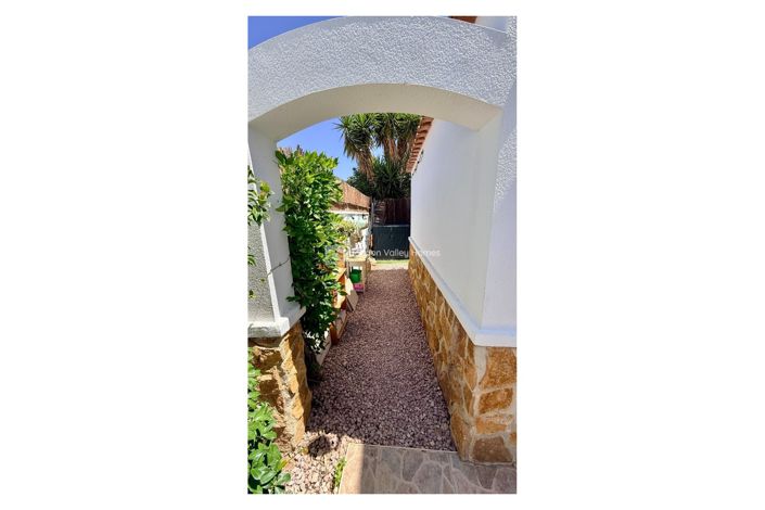 Image No.19-2 Bed Villa for sale