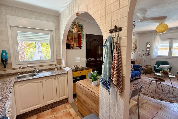 Image No.40-2 Bed Villa for sale