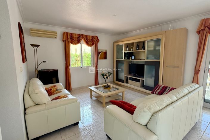 Image No.28-3 Bed Villa for sale