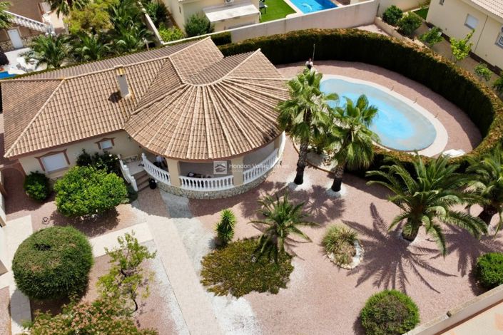 Image No.6-3 Bed Villa for sale
