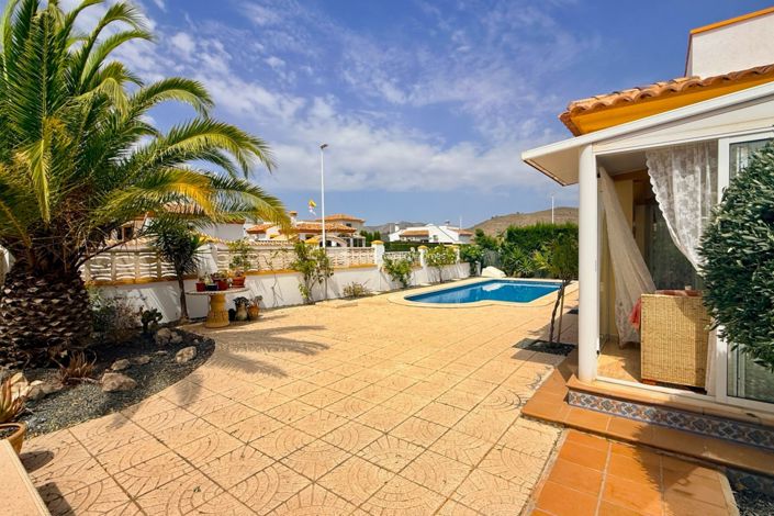 Image No.11-4 Bed Property for sale