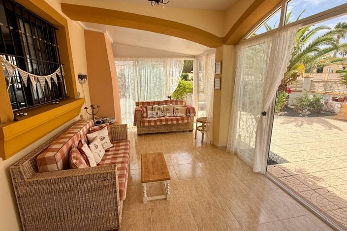 Image No.19-4 Bed Property for sale