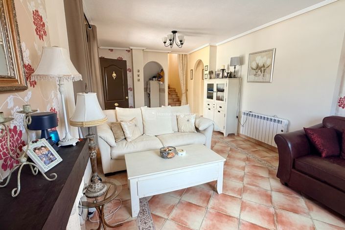 Image No.25-4 Bed Property for sale