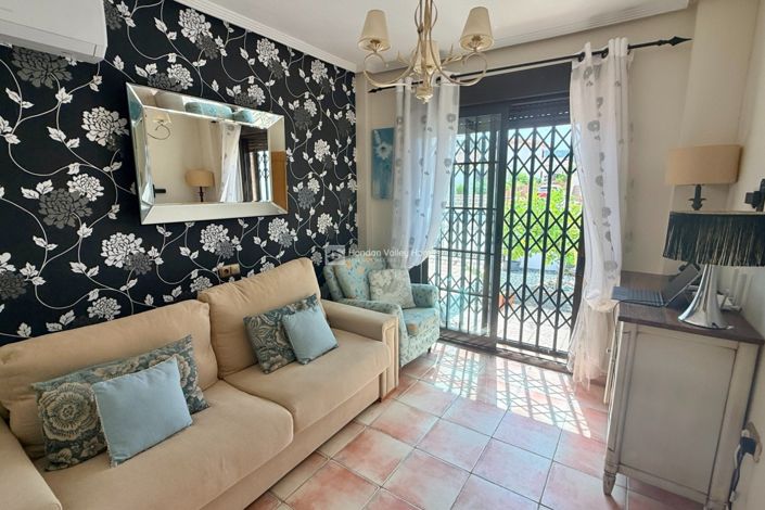 Image No.29-4 Bed Property for sale