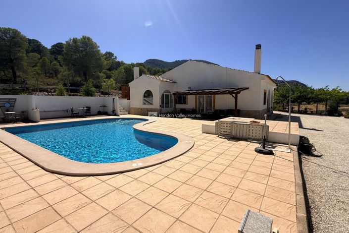 Image No.25-4 Bed Property for sale