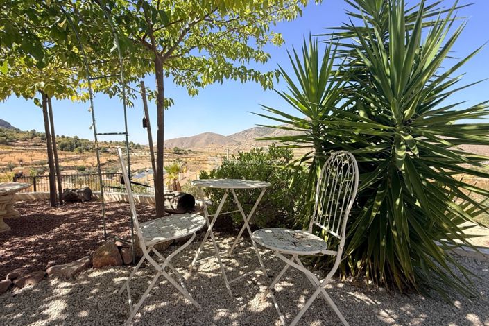 Image No.34-4 Bed Property for sale
