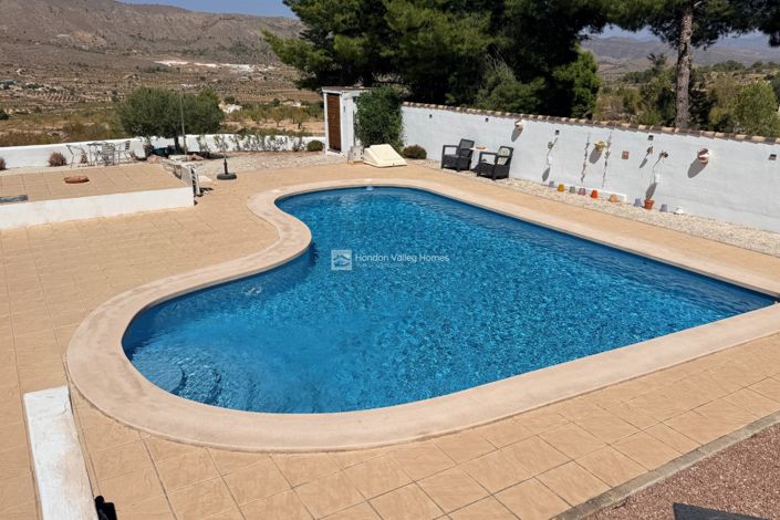Image No.42-4 Bed Property for sale