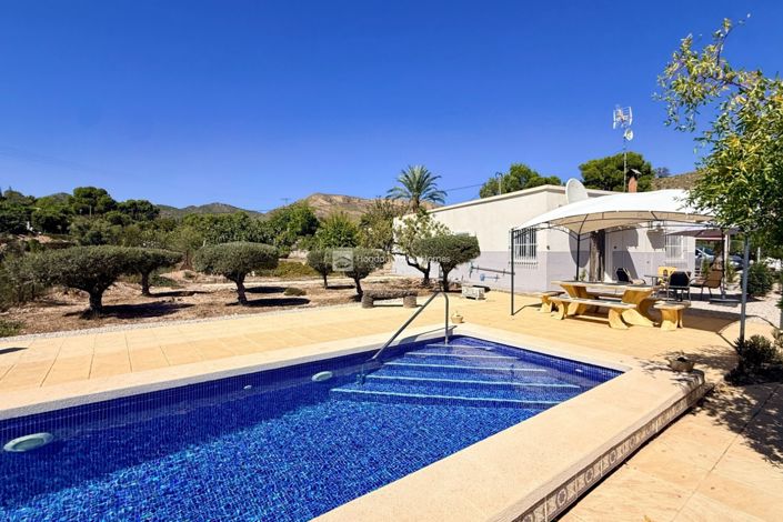 Image No.29-3 Bed Villa for sale