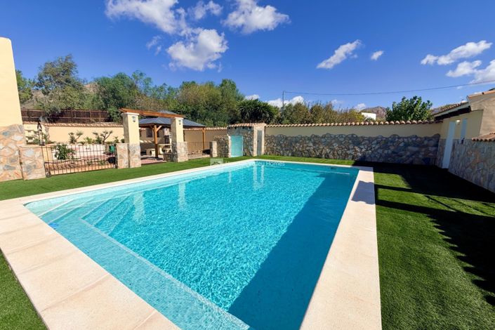 Image No.32-Villa / Détaché de 6 chambres à vendre