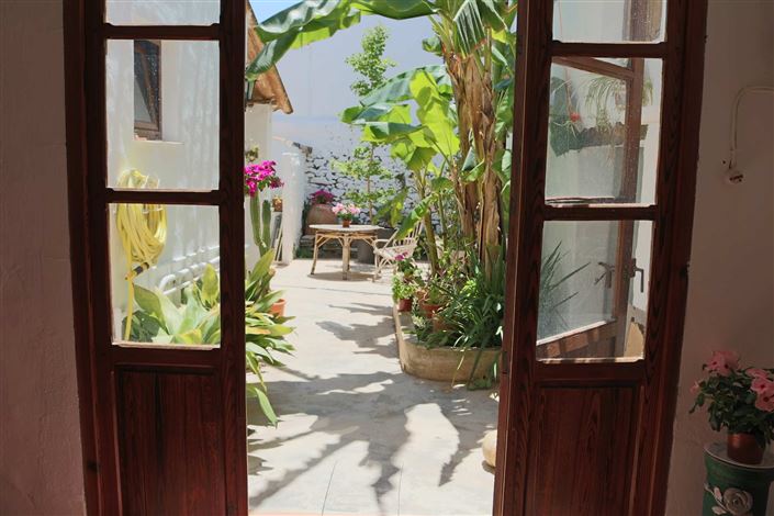 Image No.10-5 Bed Townhouse for sale