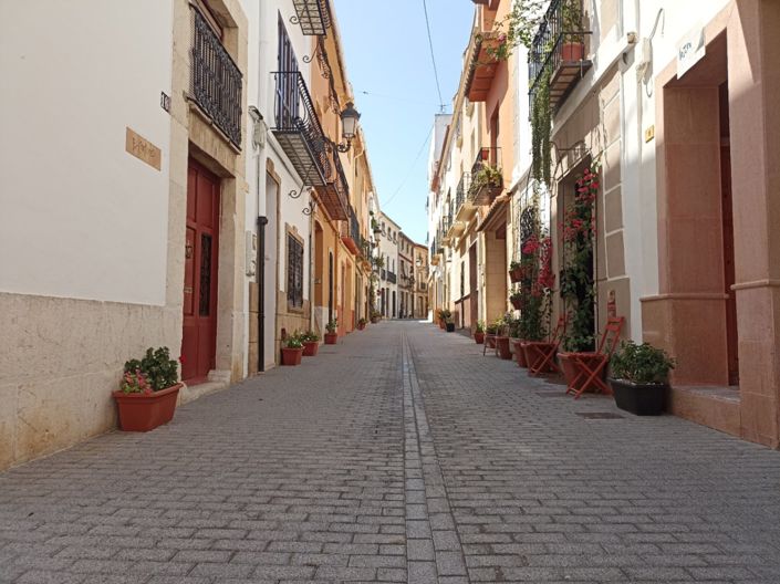 Image No.14-5 Bed Townhouse for sale