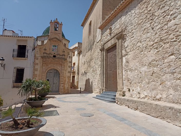 Image No.17-5 Bed Townhouse for sale