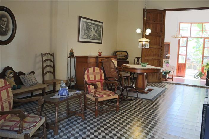 Image No.5-5 Bed Townhouse for sale