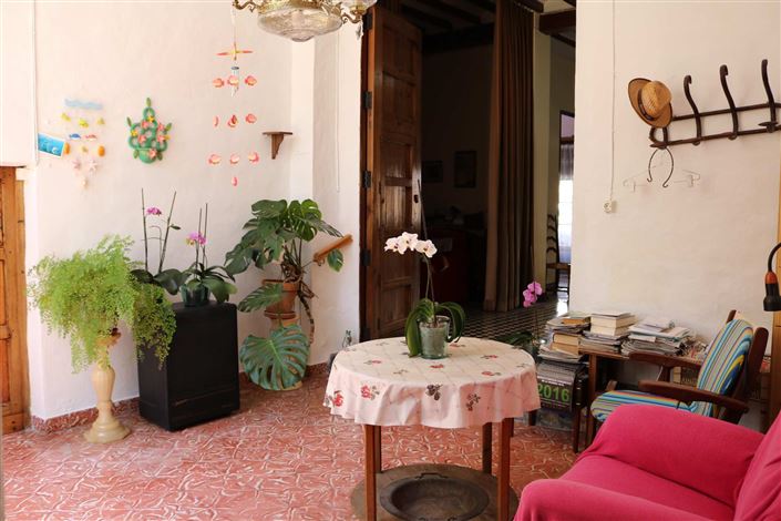 Image No.9-5 Bed Townhouse for sale