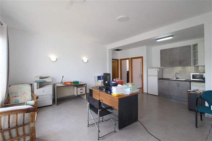 Image No.19-9 Bed Villa for sale