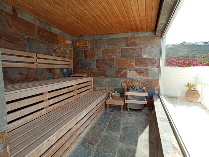 Image No.3-4 Bed Villa for sale