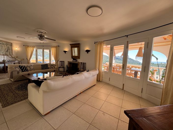 Image No.34-4 Bed Villa for sale