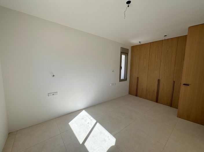 Image No.21-3 Bed Villa for sale