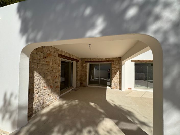 Image No.9-3 Bed Villa for sale