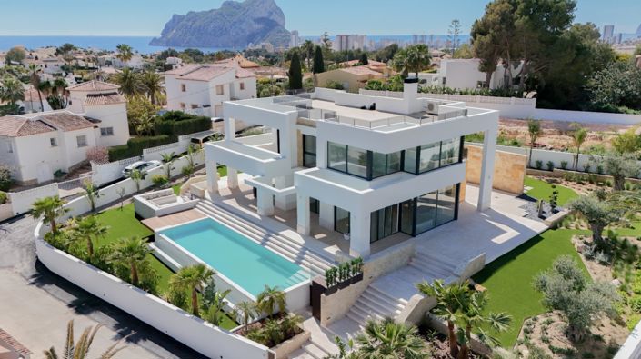 Image No.1-4 Bed Villa for sale