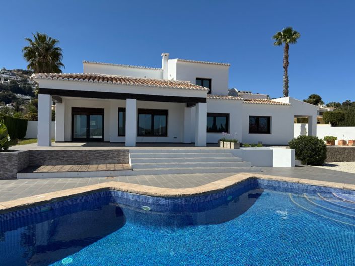 Image No.1-3 Bed Villa for sale