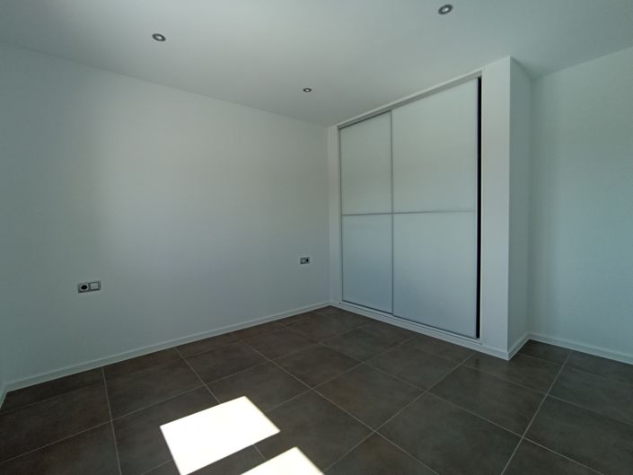 Image No.11-3 Bed Villa for sale