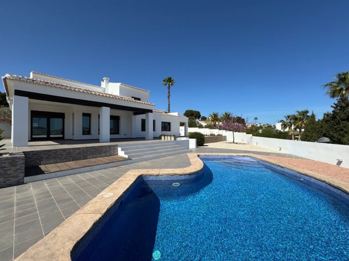 Image No.56-3 Bed Villa for sale