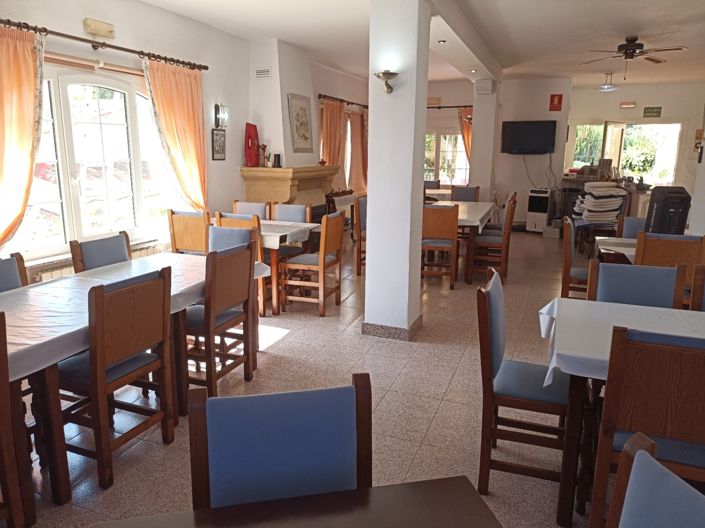 Image No.9-2 Bed Property for sale