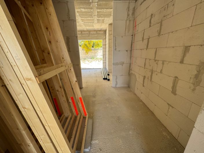 Image No.20-3 Bed Villa for sale