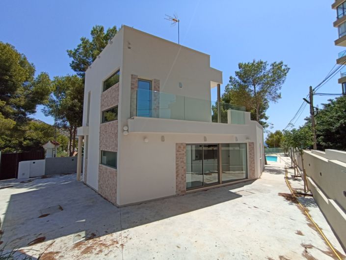 Image No.28-4 Bed Villa for sale